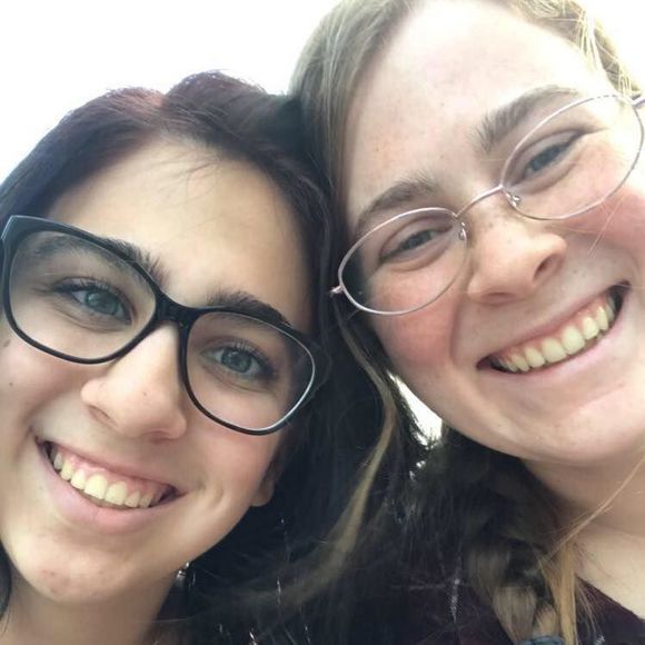 Meet your Posher, Michaela - Picture 1 of 1